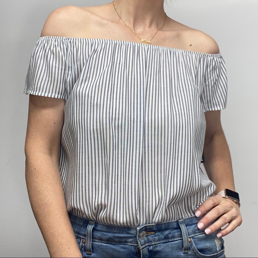 Snap Off the Shoulder White & Gray Striped Tunic